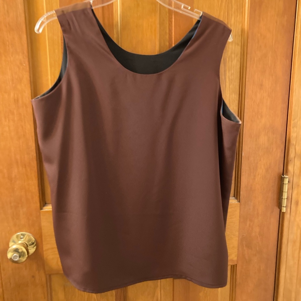 Womens sleeveless top